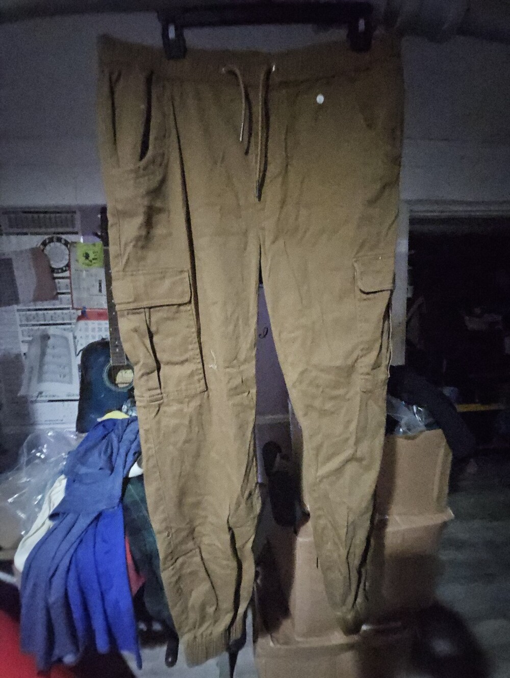 Galaxy By Harvic Men's Cargo Joggers in Tan